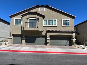 4720 Flower Moon Ave in North Las Vegas, NV - Building Photo - Building Photo