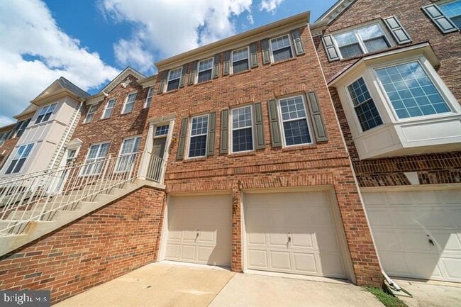 property at 6138 Manchester Park Cir