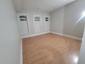 1217 Hollins St, Unit 2 in Baltimore, MD - Building Photo - Building Photo