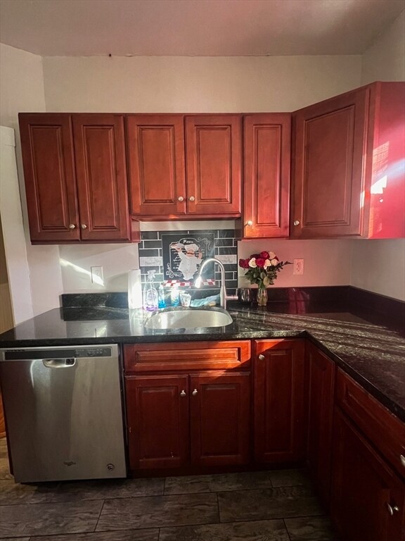 130 Armandine St, Unit 3 in Boston, MA - Building Photo - Building Photo