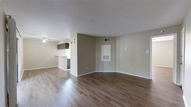 1016 Autumn Cir, Unit A in College Station, TX - Building Photo - Building Photo