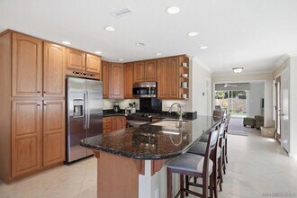 358 H Ave, Unit 1 in Coronado, CA - Building Photo - Building Photo