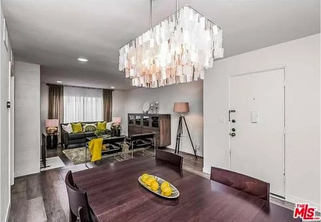 1606 S Barrington Ave, Unit 6 in Los Angeles, CA - Building Photo - Building Photo