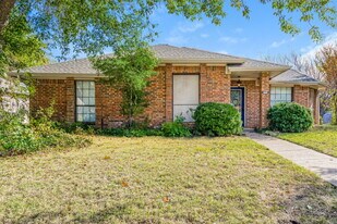 504 N Winding Oaks Dr in Wylie, TX - Building Photo