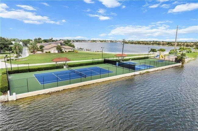 property at 5350 Harborage Dr