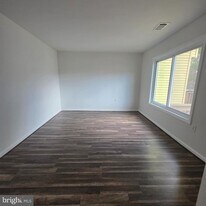 11378 Laurelwalk Dr in Laurel, MD - Building Photo