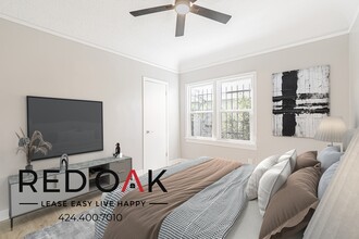 1623 W 39th Pl in Los Angeles, CA - Building Photo - Building Photo