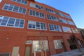 STEVENSON LOFTS in San Francisco, CA - Foto de edificio - Building Photo