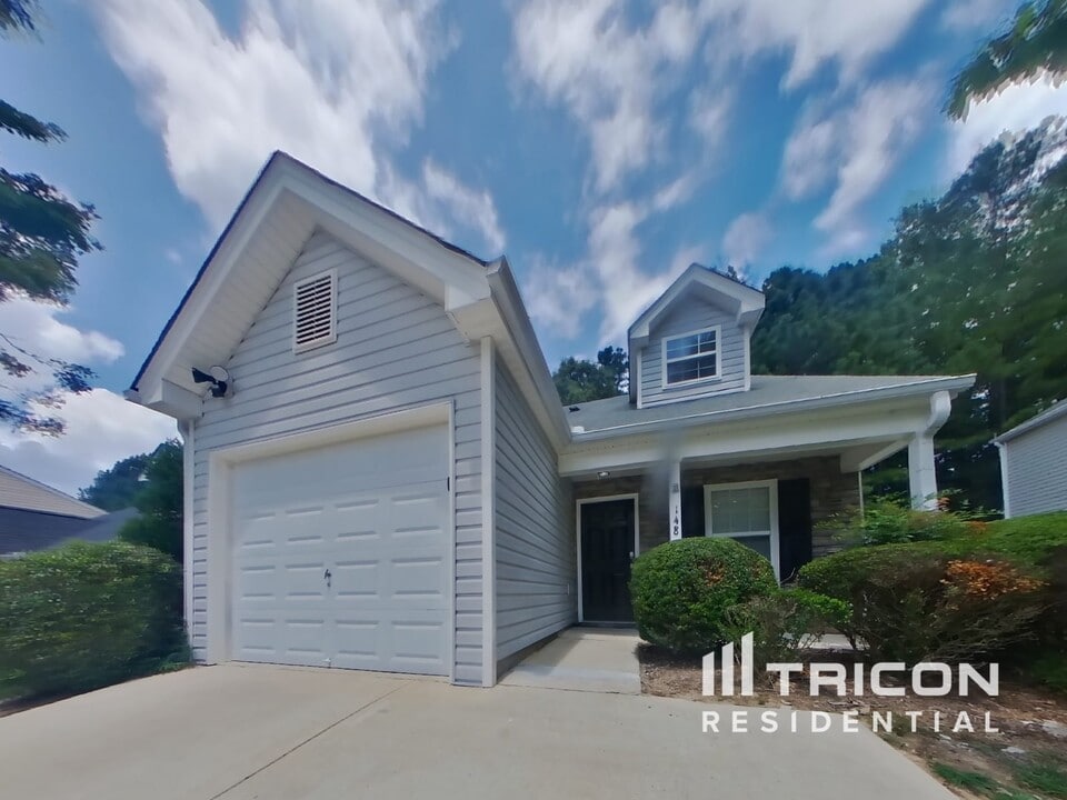 148 Silver Fox Trail in Dallas, GA - Building Photo