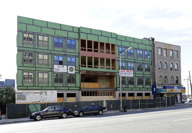 The Lofts at Lincoln Park in Newark, NJ - Building Photo - Building Photo