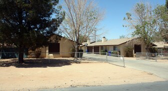 20380 Rimrock Rd in Apple Valley, CA - Building Photo