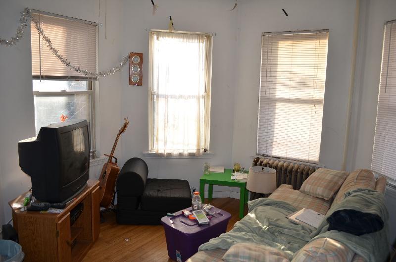 10 Parker Hill Ave, Unit 2 in Boston, MA - Building Photo