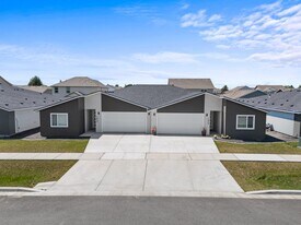 1623 N Selkirk Rd in Spokane Valley, WA - Building Photo
