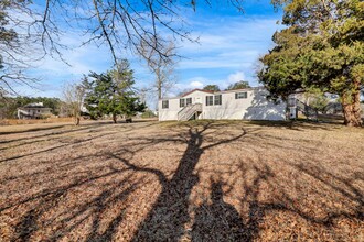 149 Bahama Dr in Hampstead, NC - Foto de edificio - Building Photo