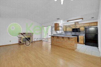 3237 Irvindale Way in Antelope, CA - Building Photo - Building Photo