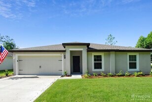 14 Rivera Ln in Palm Coast, FL - Building Photo