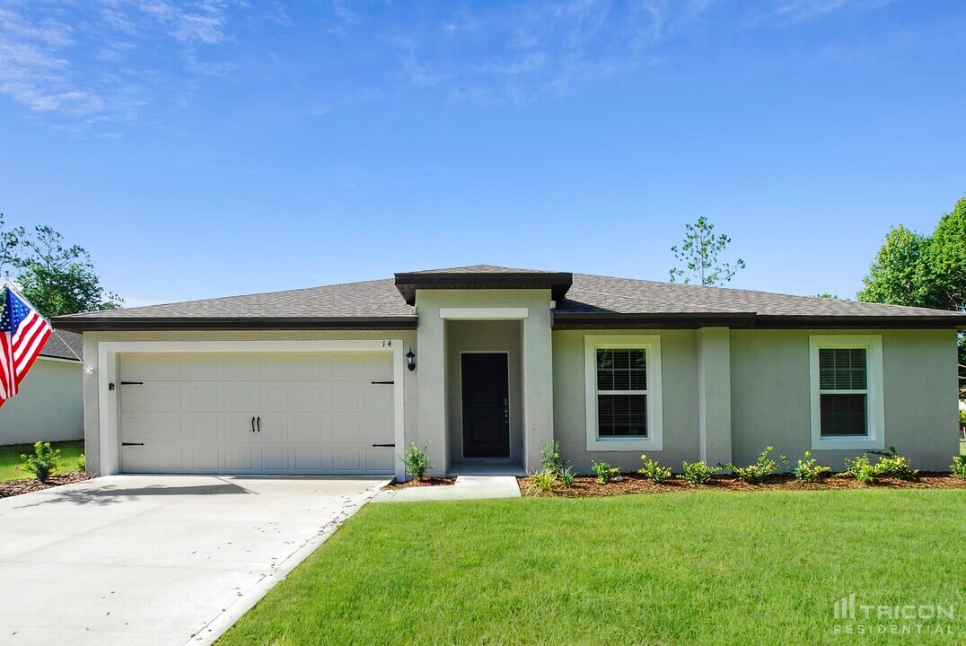 14 Rivera Ln in Palm Coast, FL - Building Photo