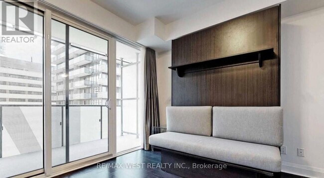 property at 65 St Mary St