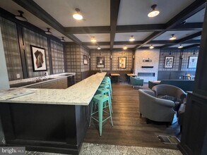 6610 Germantown Ave in Philadelphia, PA - Building Photo - Building Photo