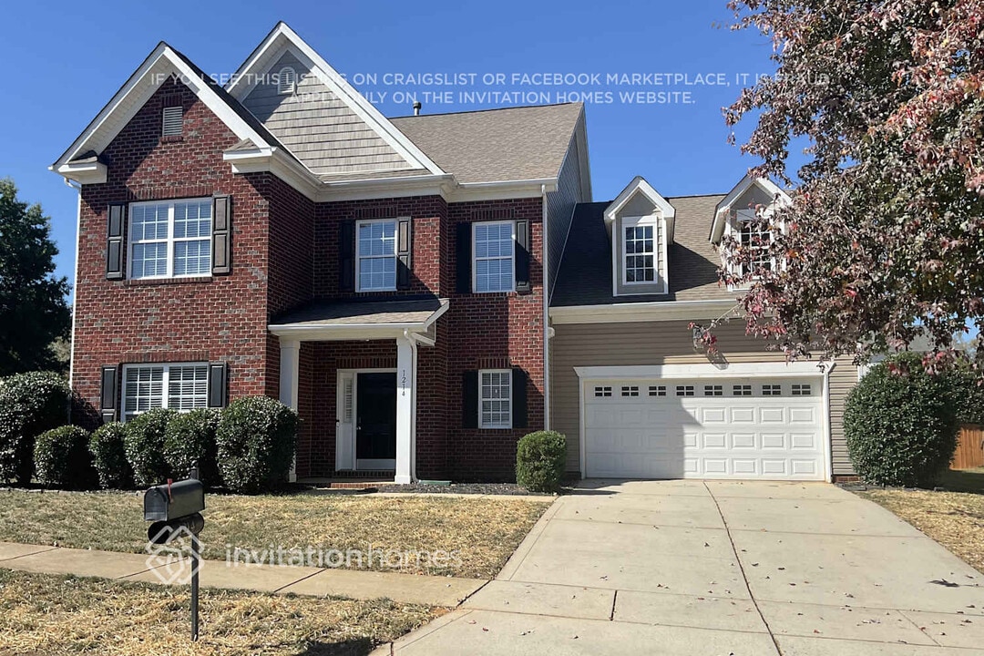 1214 Mallory Ln in Waxhaw, NC - Building Photo