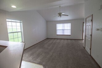 5340 Godas Cir in Columbia, MO - Building Photo - Building Photo