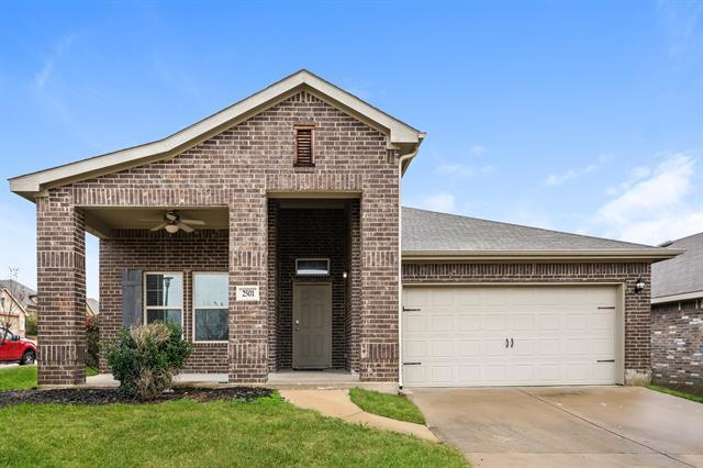 2501 Old Buck Dr in Weatherford, TX - Building Photo