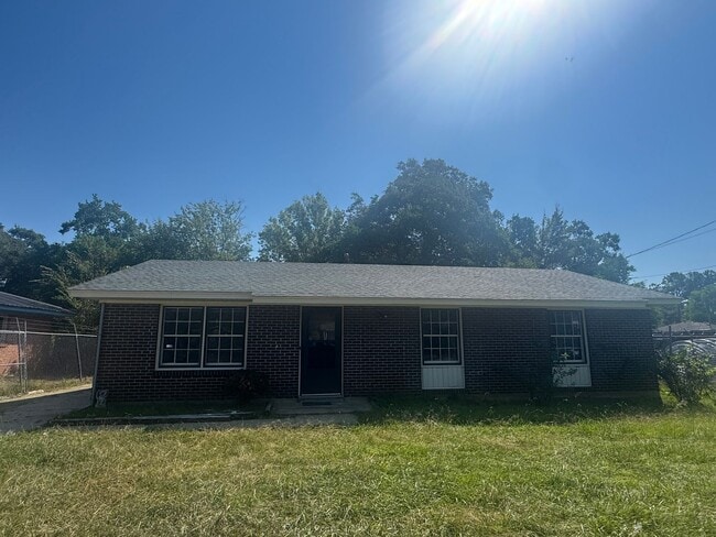property at 4709 S Court St