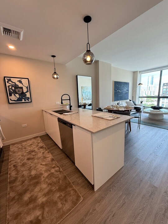 55 NW 24th St, Unit A1 in Miami, FL - Foto de edificio