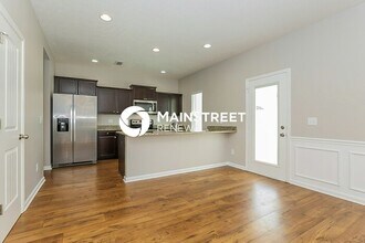 3713 Righteous Dr in Murfreesboro, TN - Foto de edificio - Building Photo