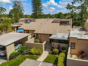 5331 Myrtle Wood in Sarasota, FL - Building Photo - Building Photo