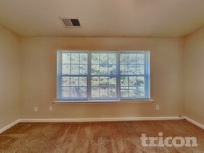 728 Celeste Ln in Atlanta, GA - Building Photo - Building Photo
