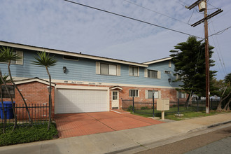 Bayview Manor in Imperial Beach, CA - Building Photo - Building Photo