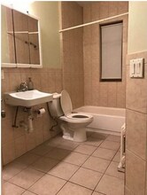 870 Huntington Ave in Boston, MA - Building Photo - Building Photo