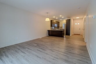 1560 Simsbury St in Traverse City, MI - Building Photo - Building Photo