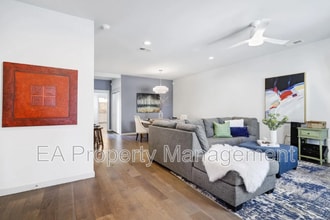 1419 Coal Ave SW in Albuquerque, NM - Building Photo - Building Photo