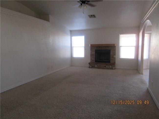 3915 E Nicole Ave in Kingman, AZ - Building Photo - Building Photo