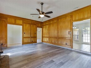 705 Oak Ln in Grapevine, TX - Building Photo - Building Photo