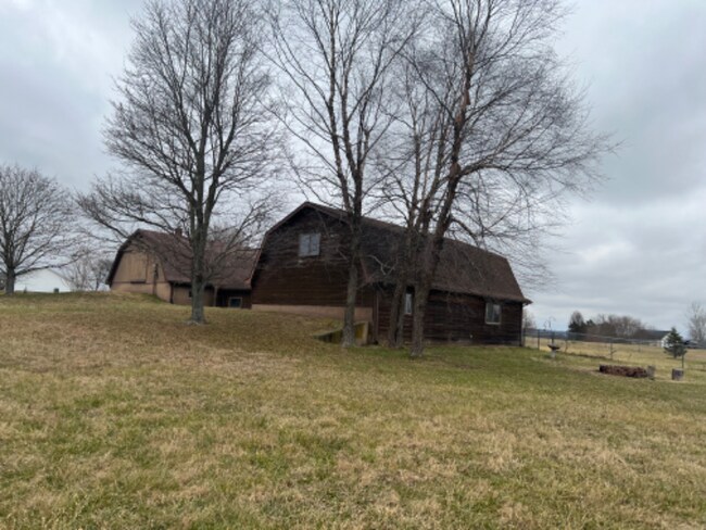 1960 Roundtop Rd in Elizabethtown, KY - Building Photo - Building Photo