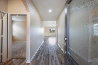 228 Harvey St, Unit #7L in Anna, TX - Foto de edificio - Building Photo