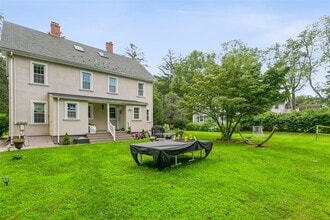 52 Orchard Ridge Rd in Chappaqua, NY - Building Photo - Building Photo