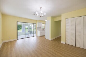 119 Stafford Dr in Palm Harbor, FL - Building Photo - Building Photo