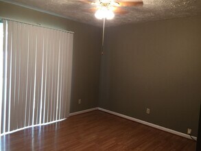 2435-2437 Colgate Cir in College Station, TX - Building Photo - Building Photo