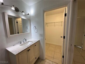 4517 SW Santa Barbara Pl in Cape Coral, FL - Building Photo - Building Photo