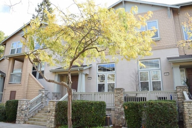 property at 405 Washington Square
