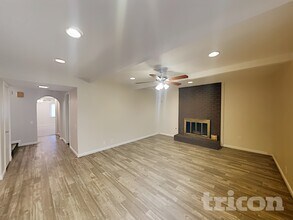 3746 Terrace Dr in Las Vegas, NV - Building Photo - Building Photo