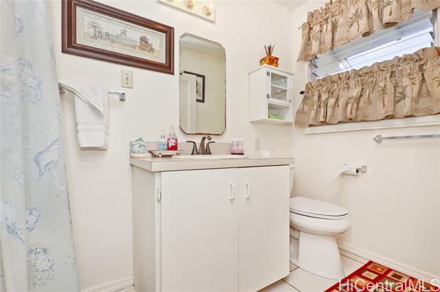 411 Olomana St in Kailua, HI - Building Photo - Building Photo