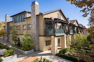 132-134 N Vermont Ave in Glendora, CA - Building Photo