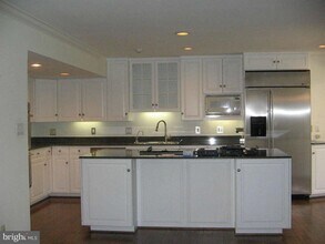 6617 Madison McLean Dr in McLean, VA - Foto de edificio - Building Photo