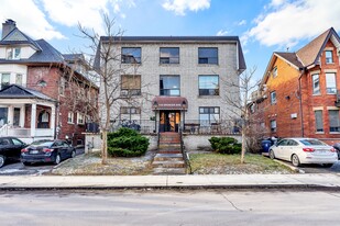 116 Spencer Ave in Toronto, ON - Building Photo
