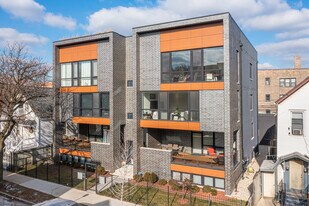 3032 W Lyndale St Apartments